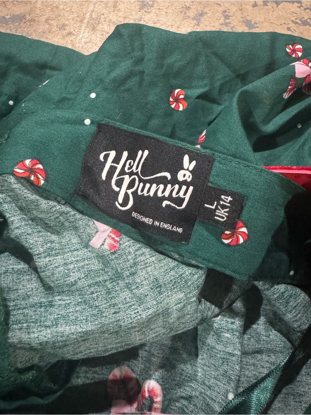 Hell Bunny holiday skirt - Picture 5 of 8